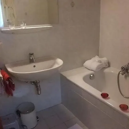 בית חווה Gutzingerhof באד קליניקירשהיים